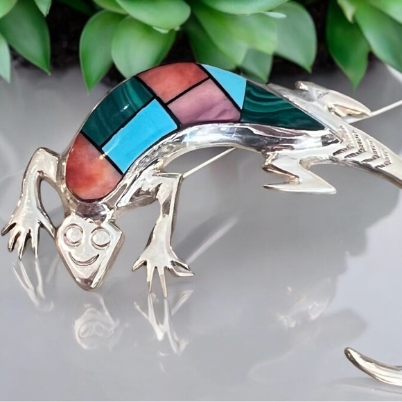 Vintage Frank Yellowhorse Navajo sterling silver multi stone inlay gecko brooch